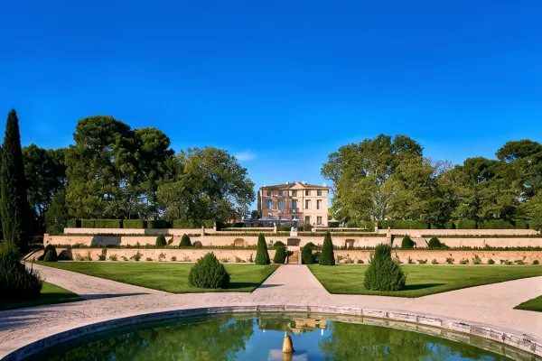 Château De La Gaude thumbnail