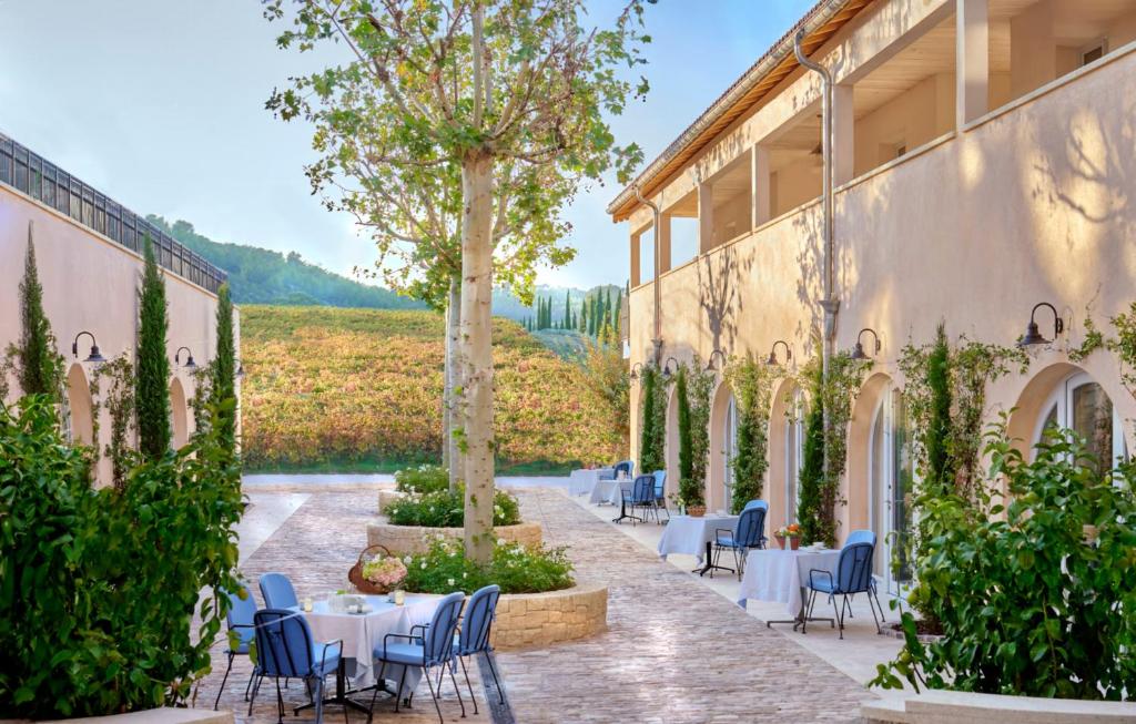 Auberge La Coste thumbnail