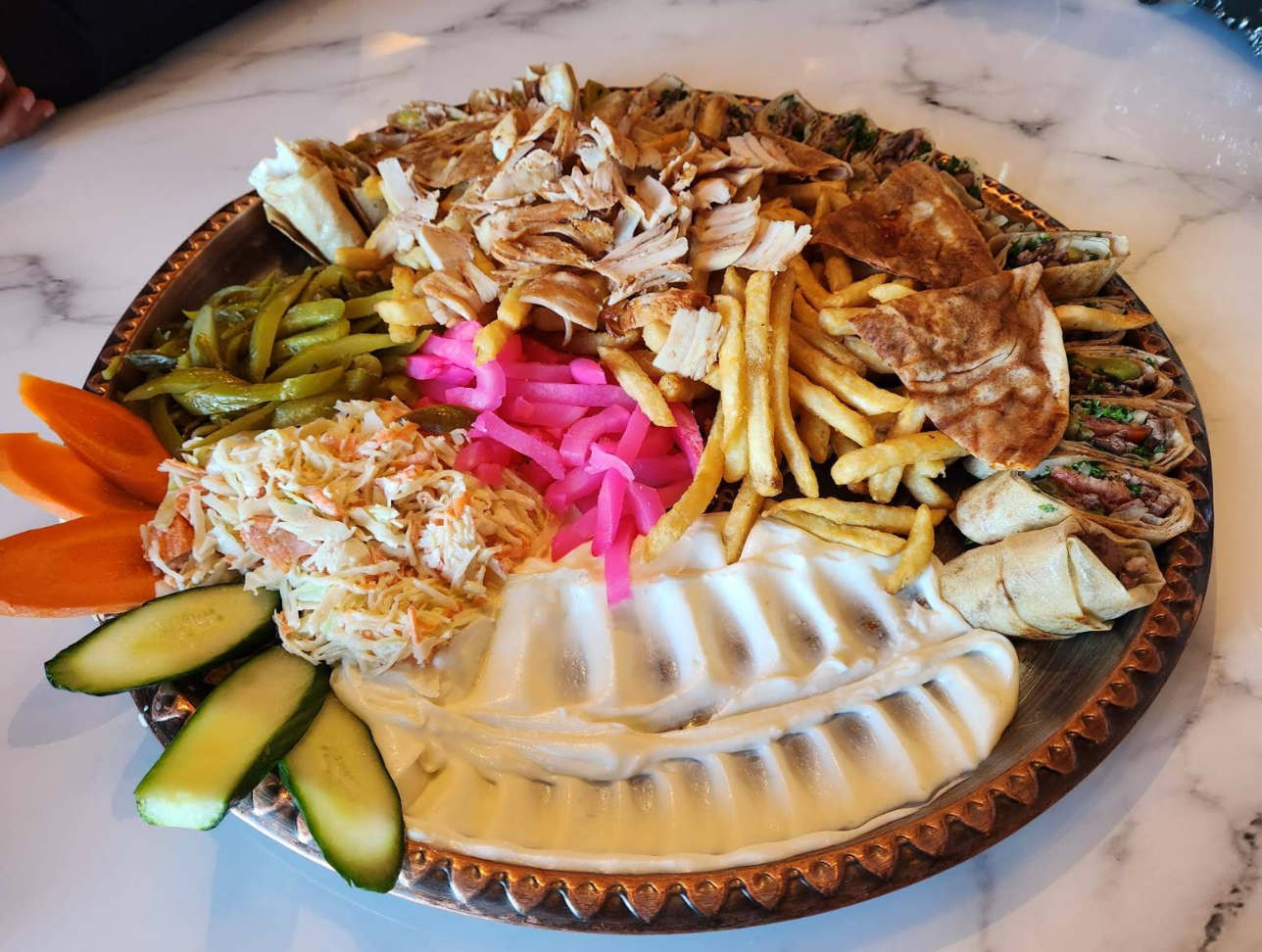 Royal Rooster Shawarma  logo
