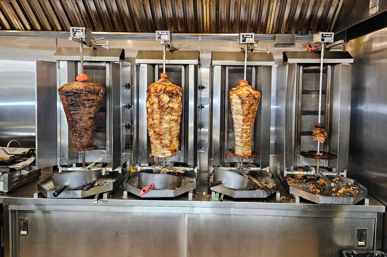 Mr Shawarma  logo
