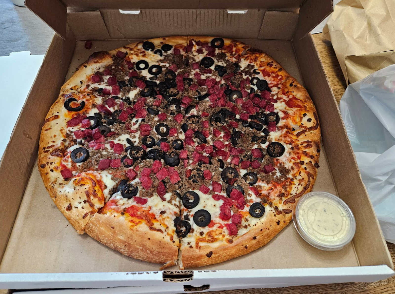 Yaseen Halal Pizza & Bakery  logo