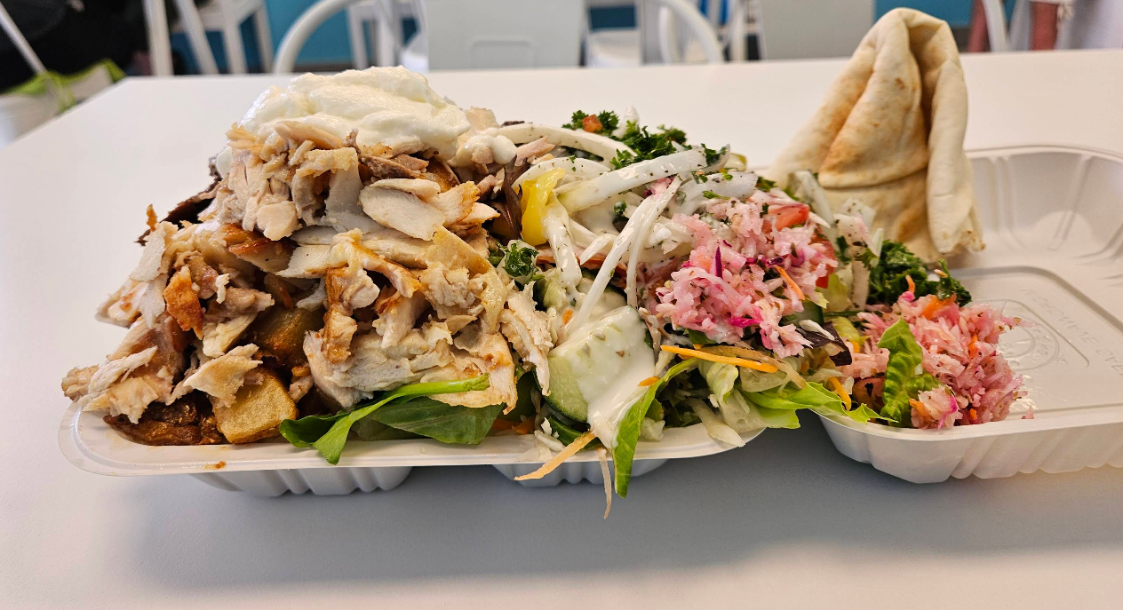 Shawarma AL MOUNA  logo