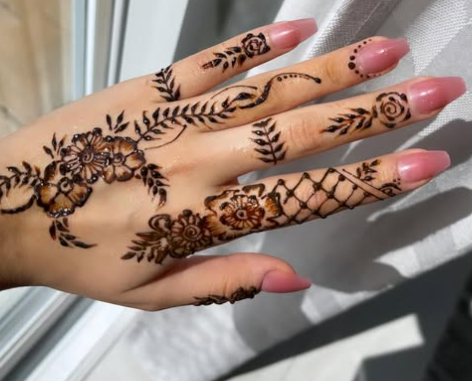 Henna by Hala  thumbnail