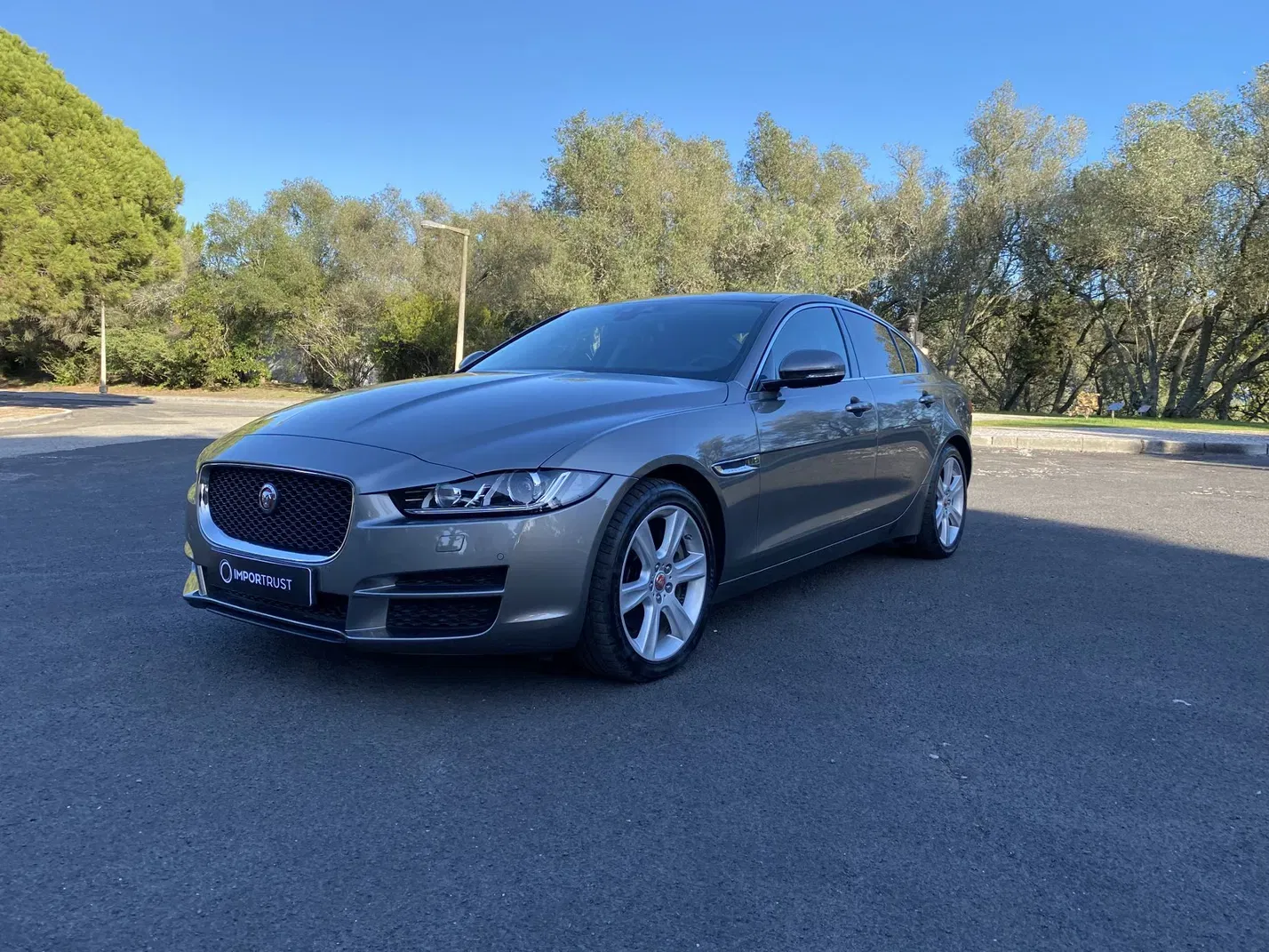Jaguar XE thumbnail