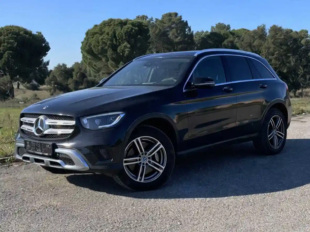 Mercedes-Benz GLC thumbnail