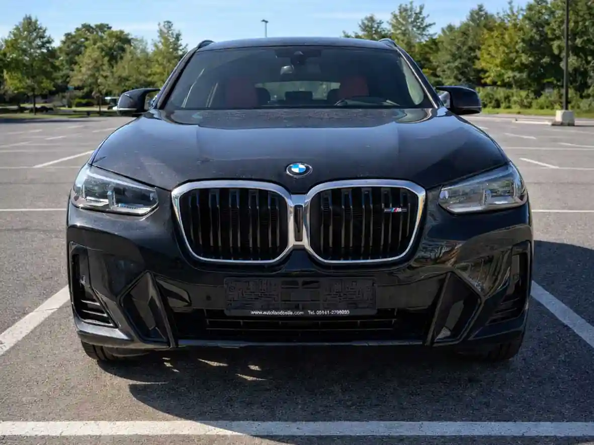 BMW X4 M40i thumbnail