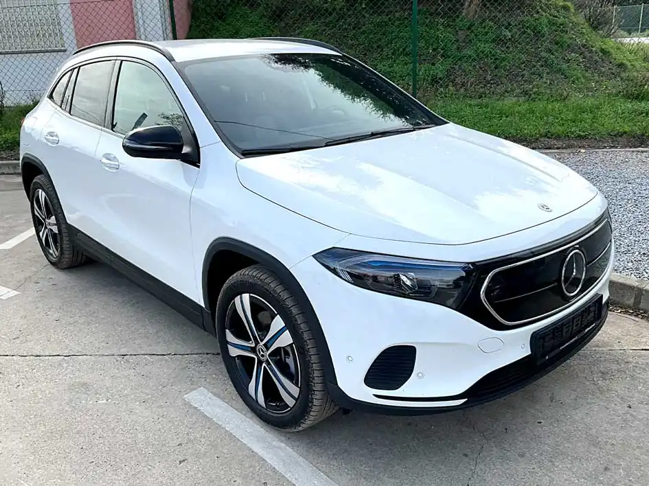 Mercedes-Benz EQA 250 thumbnail
