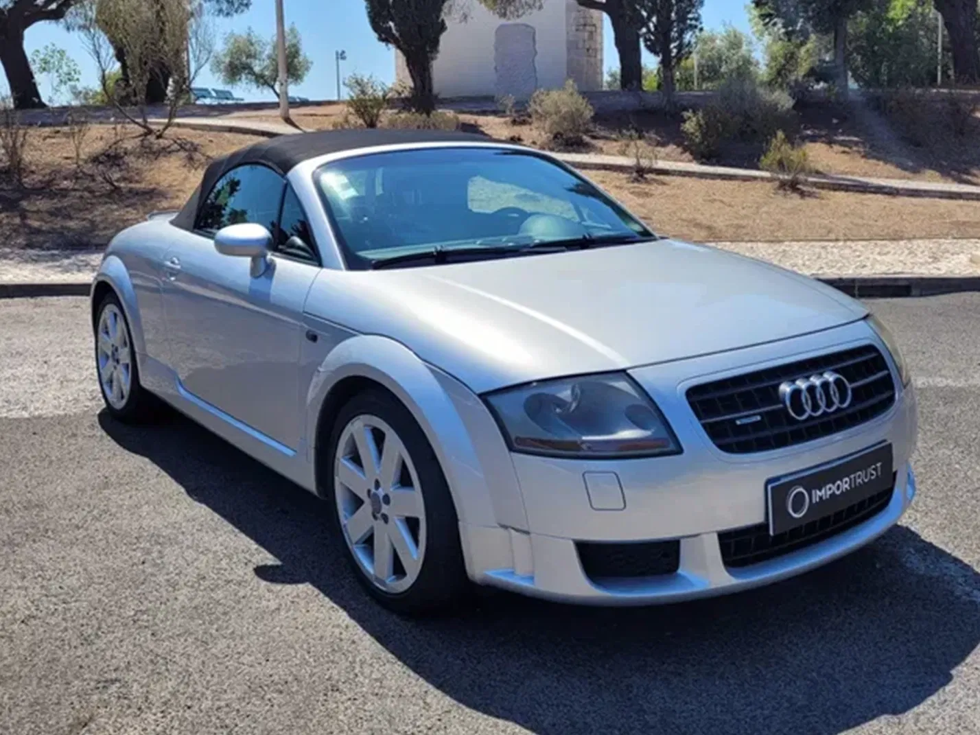 Audi TT thumbnail