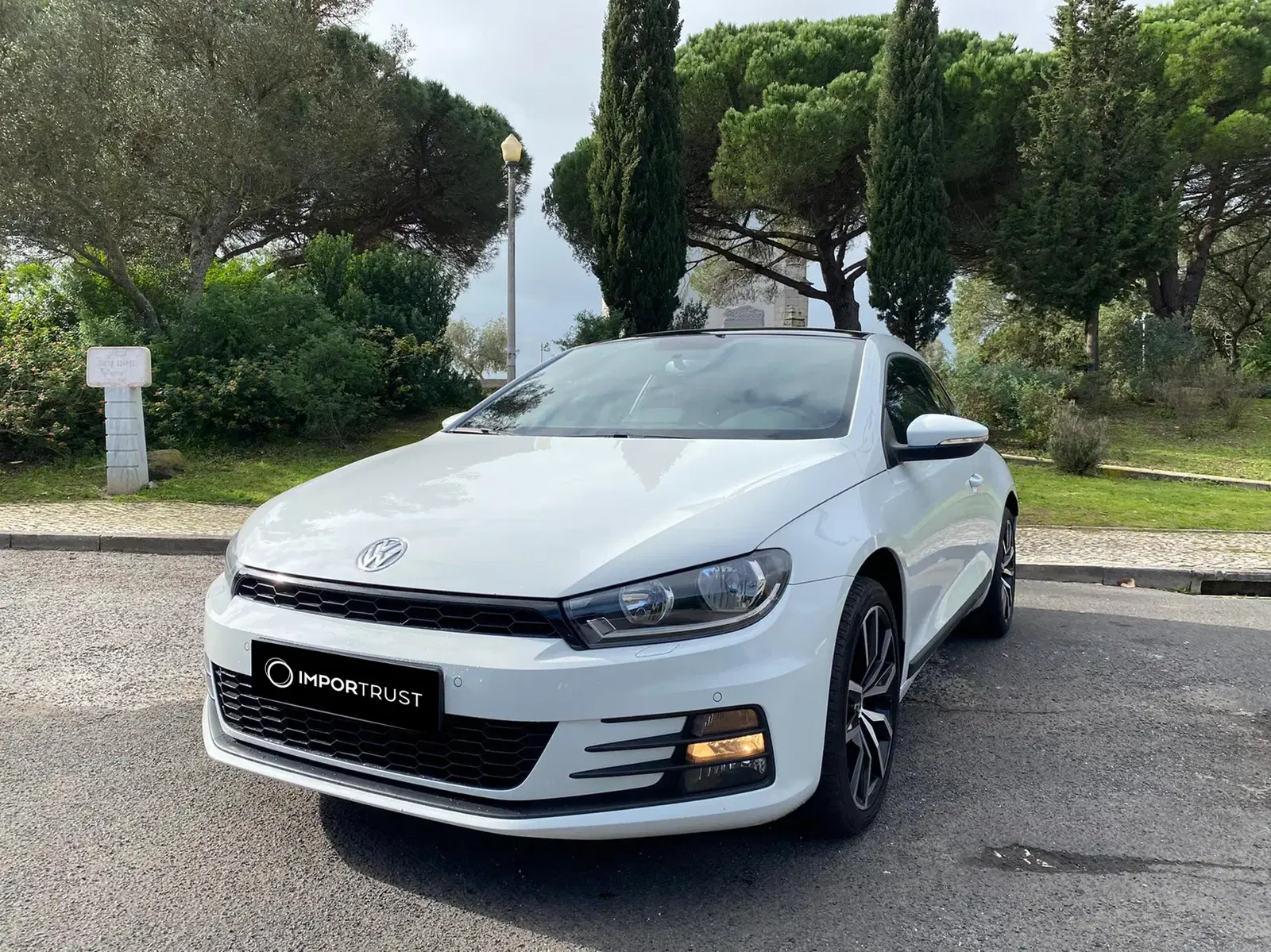Volkswagen Scirocco thumbnail