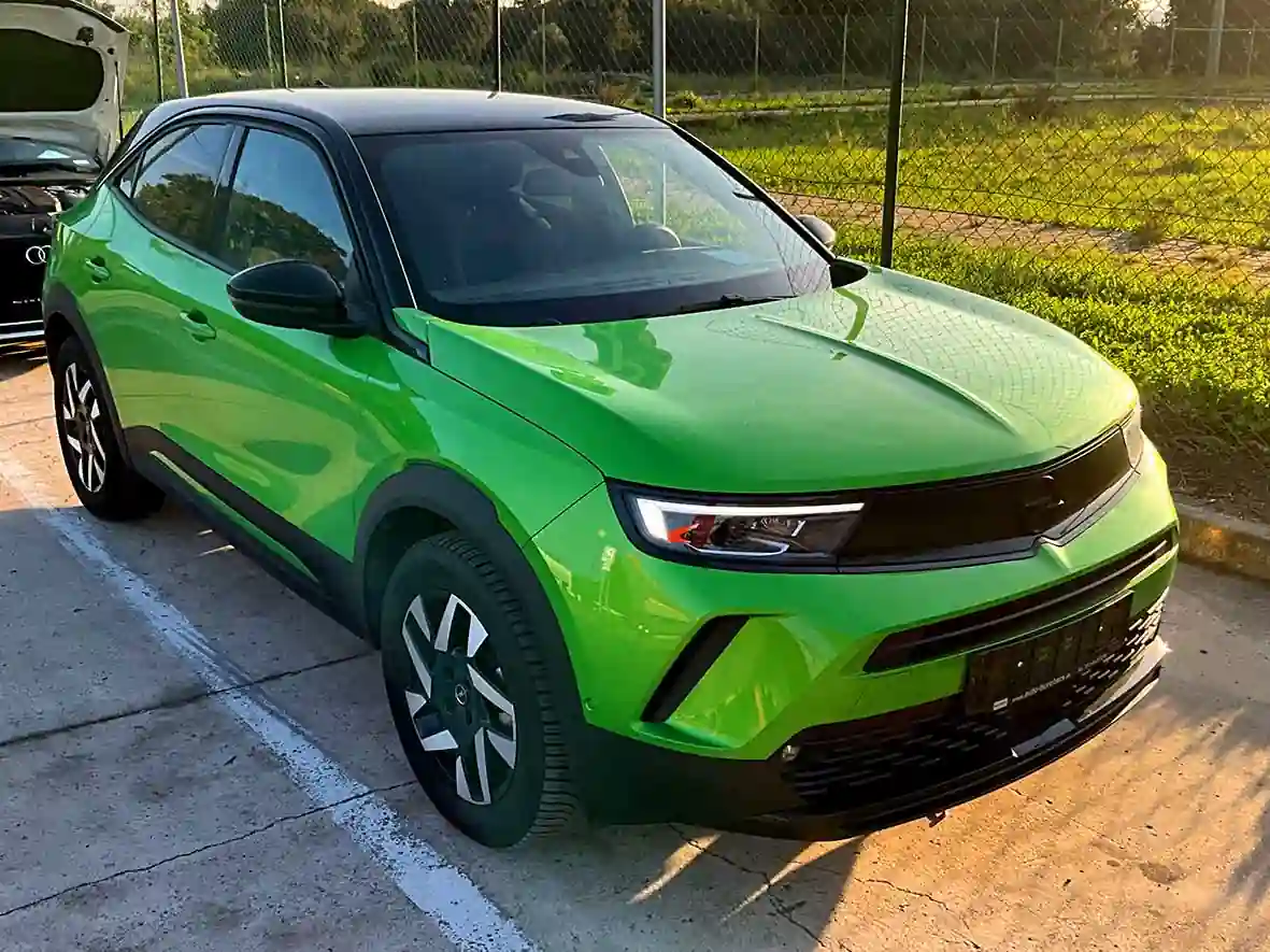 Opel Mokka-e thumbnail